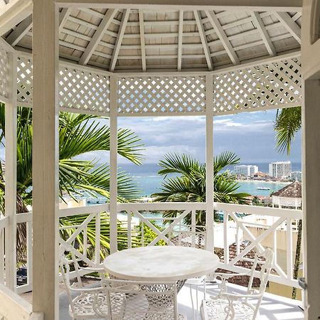 Pampered In Paradise Near Ian Fleming Airport Ocj Ocho Rios Esterno foto